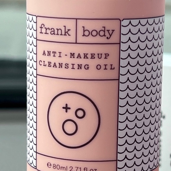 FRANK BODY Anti-Makeup Cleansing Oil - Picture 5 of 8